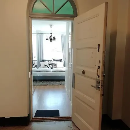 Cozy, Quiet Studio In Central Διαμέρισμα *